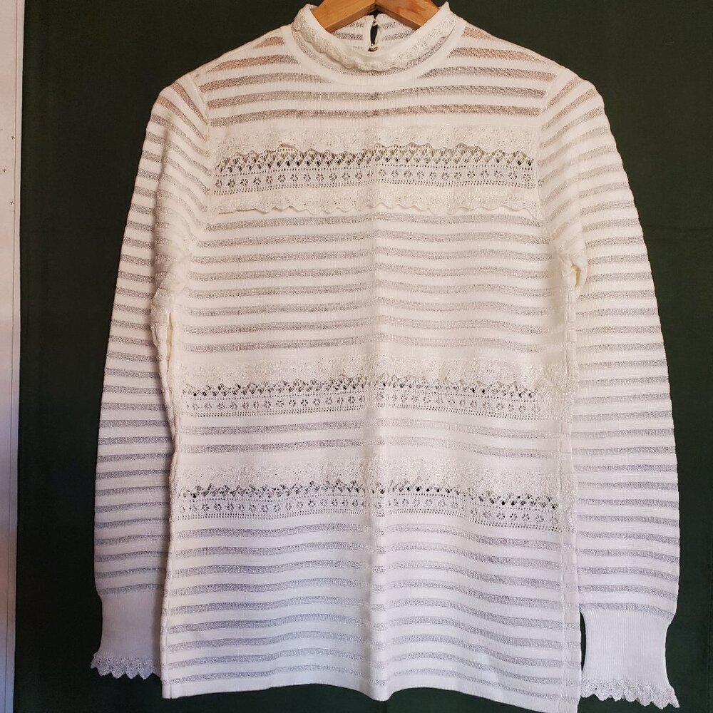 White House Black Market Dress Shirt Blouse White Women’s Size Medium